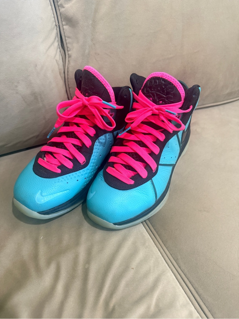LeBron James Flywire